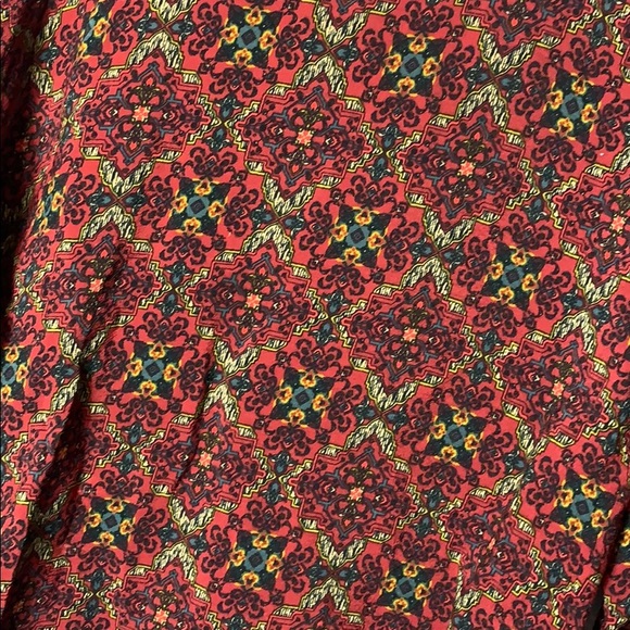 Forever 21/love21 | Geometric Blouse - Picture 2 of 5